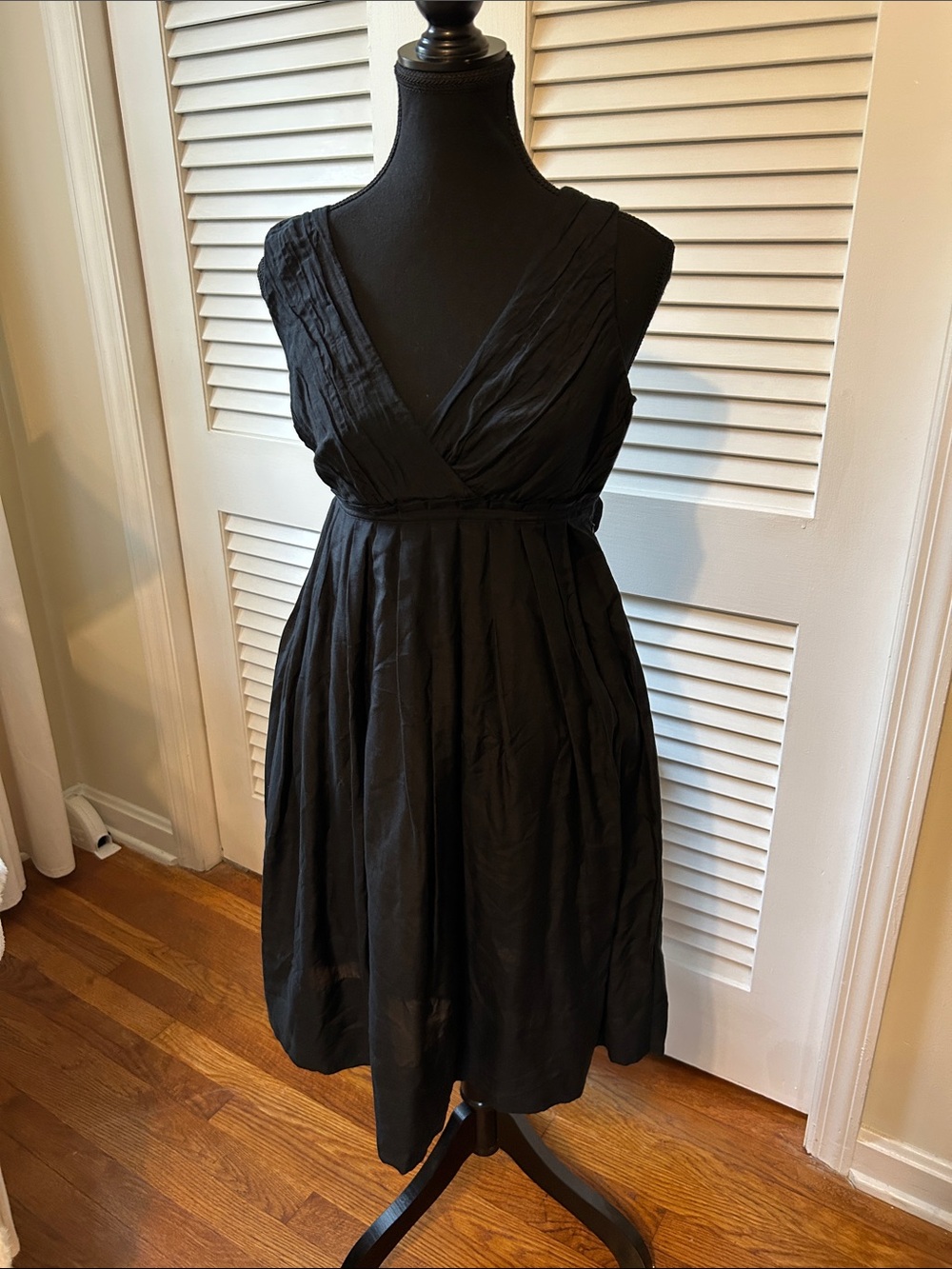 GAP Black V-Neck Midi Dress